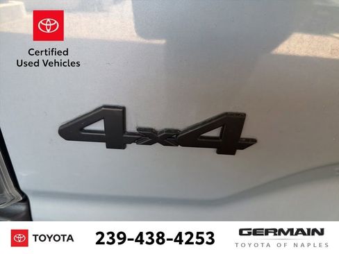 Used 2021 Toyota Tacoma TRD Sport AWD/4WD image 11