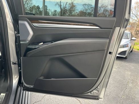 New 2026 Cadillac Escalade ESV Platinum Sport w/ LPO, ONYX Package image 16