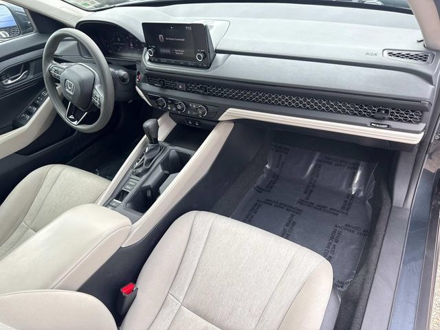 Used 2023 Honda Accord LX image 15
