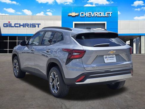New 2026 Chevrolet Trax LT FWD image 6