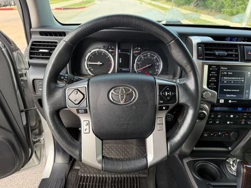 Used 2023 Toyota 4Runner Limited AWD/4WD image 16