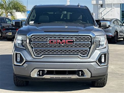 Used 2022 GMC Sierra 1500 Denali w/ Driver Alert Package II image 4