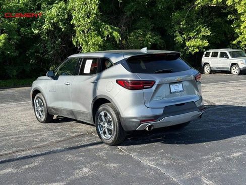 Used 2025 Chevrolet Blazer LT AWD/4WD image 3