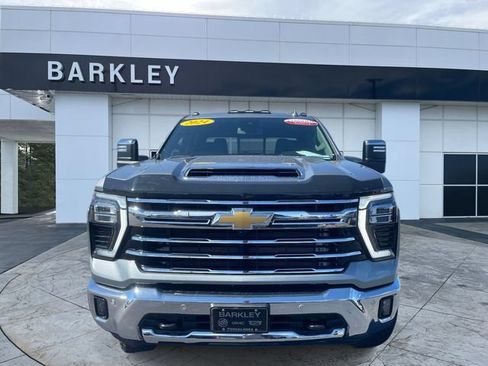 Certified 2024 Chevrolet Silverado 2500 LTZ w/ LTZ Convenience Package AWD/4WD image 6