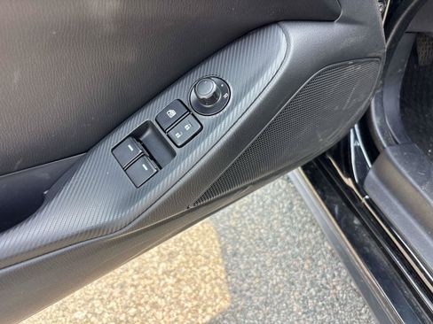 Used 2025 MAZDA MX-5 Miata Sport RWD image 12