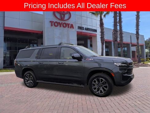 Used 2021 Chevrolet Suburban Z71 w/ Rear Media and Nav Package AWD/4WD image 1