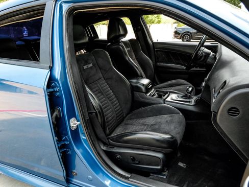 Used 2020 Dodge Charger Scat Pack w/ Daytona Edition Group RWD image 36