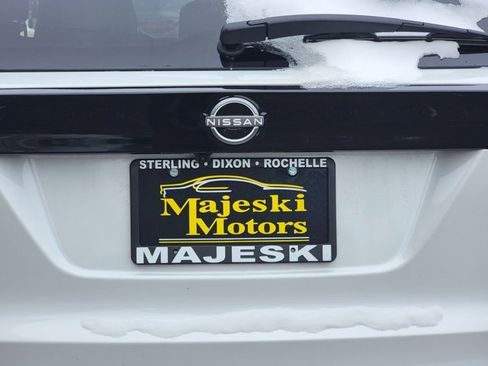 Used 2025 Nissan Kicks SR w/ SR Premium Package image 13