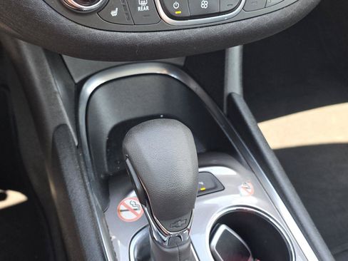 Used 2024 Chevrolet Malibu LT FWD image 14