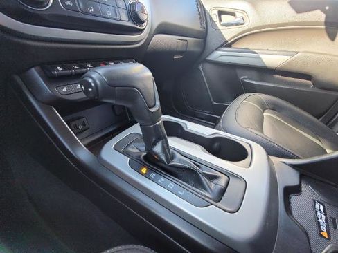 Used 2020 Chevrolet Colorado ZR2 w/ Colorado ZR2 Bison Edition image 15