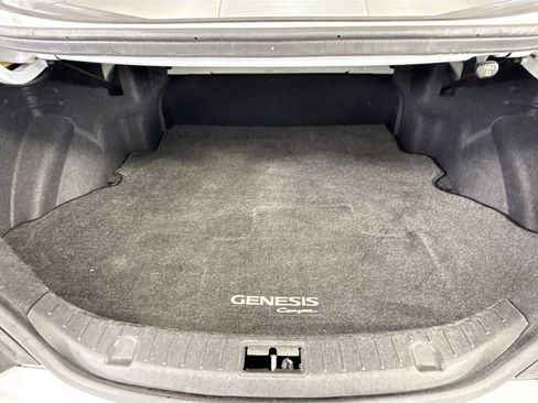 Used 2016 Hyundai Genesis Coupe 3.8 RWD image 24