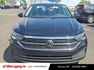 Used 2024 Volkswagen Jetta SE video 2