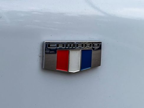 Certified 2021 Chevrolet Camaro LS RWD image 11