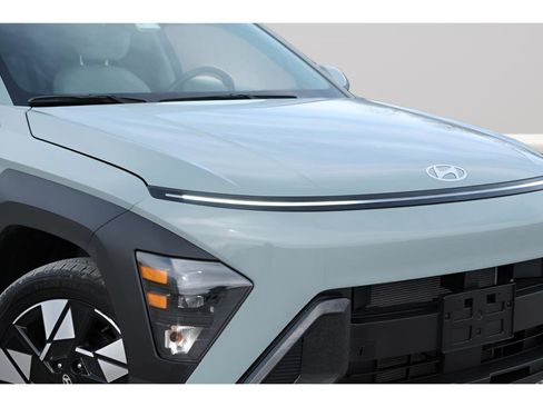 Used 2024 Hyundai Kona SEL w/ Convenience Package image 5