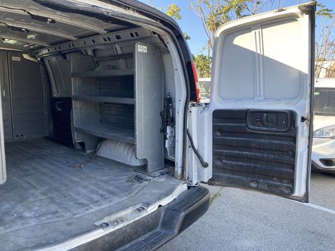 Used 2020 Chevrolet Express 2500 w/ Communications Package image 19