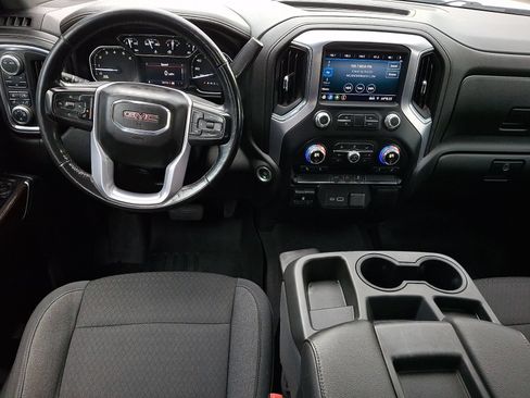 Used 2020 GMC Sierra 2500 SLE w/ SLE Value Package; AWD/4WD image 11