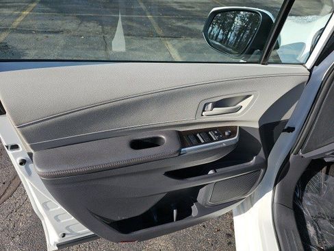 Used 2024 Toyota Sienna LE image 20