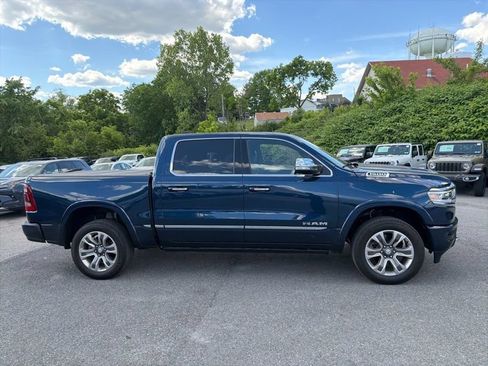 Used 2022 RAM 1500 Limited w/ Body Color Bumper Group AWD/4WD image 7