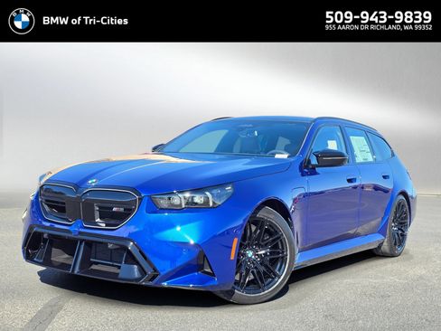 New 2027 BMW M5 Touring AWD/4WD image 1