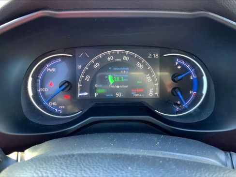 Used 2020 Toyota RAV4 XSE image 19