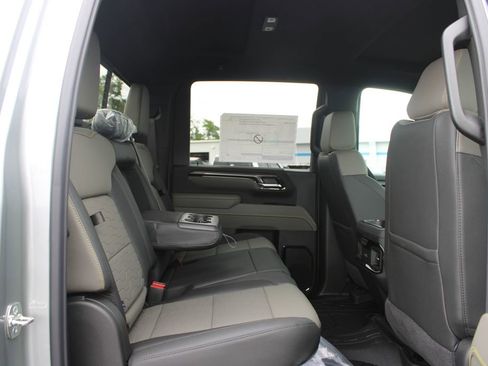 New 2026 Chevrolet Silverado 2500 ZR2 w/ LPO, Dark Essentials Package AWD/4WD image 35