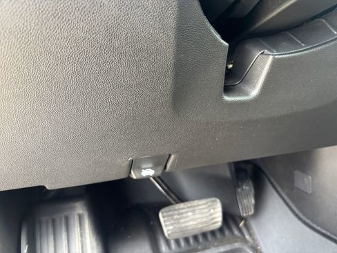 Used 2021 GMC Sierra 1500 AT4 w/ AT4 Value Package image 31