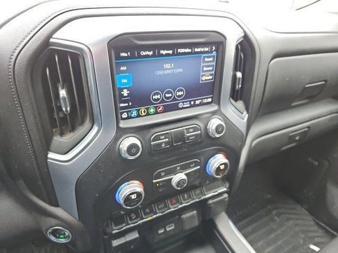 Used 2021 GMC Sierra 1500 Elevation w/ Preferred Package image 22