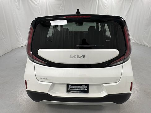New 2025 Kia Soul LX image 4