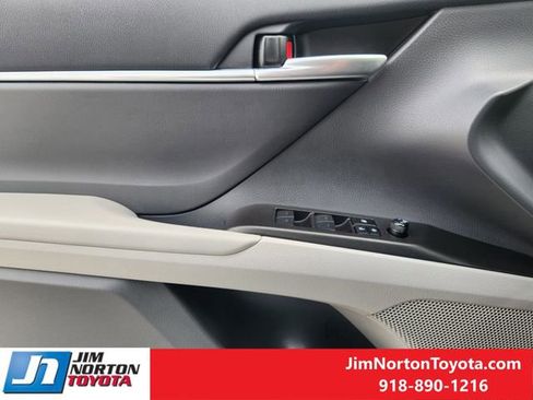 Used 2024 Toyota Camry LE image 25