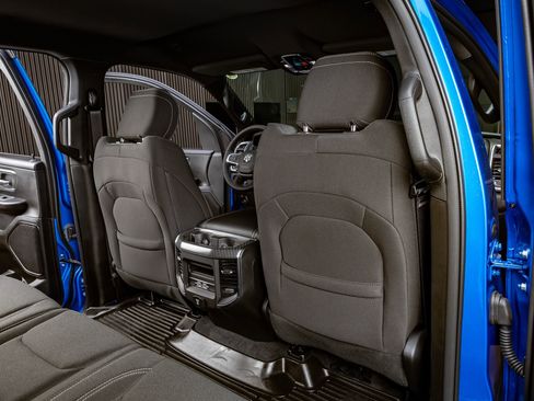 Used 2026 RAM 1500 Lone Star image 32