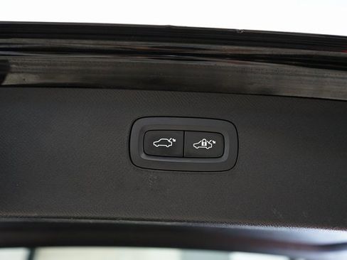 Used 2019 Volvo XC90 T5 Momentum w/ Protection Package image 53