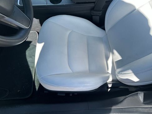 Used 2021 Tesla Model 3 Standard Range Plus image 26