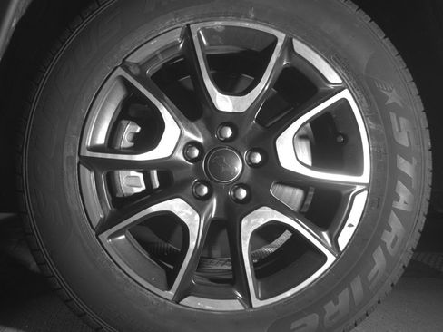 Used 2025 Jeep Compass Trailhawk image 11