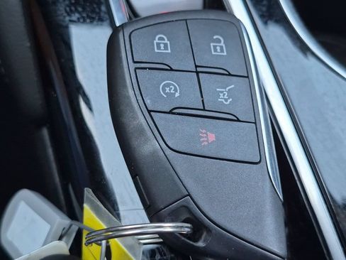 Used 2023 Buick Envision Avenir AWD/4WD image 33