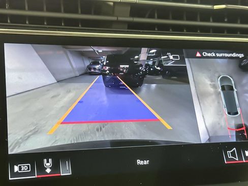 New 2026 Audi Q8 Premium Plus image 18