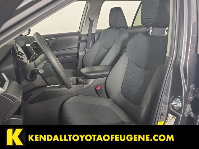 Used 2022 Toyota RAV4 LE AWD/4WD image 23