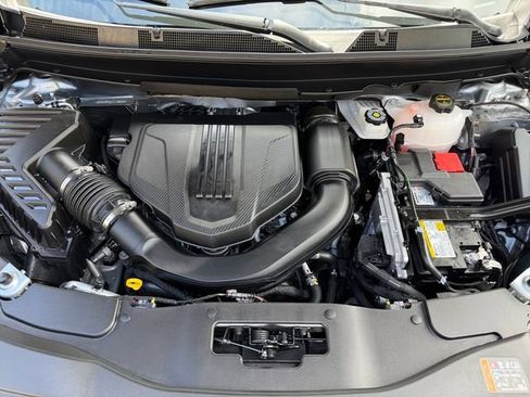 Certified 2026 Chevrolet Traverse LT AWD/4WD image 16