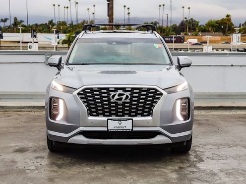 Used 2021 Hyundai Palisade Limited image 3