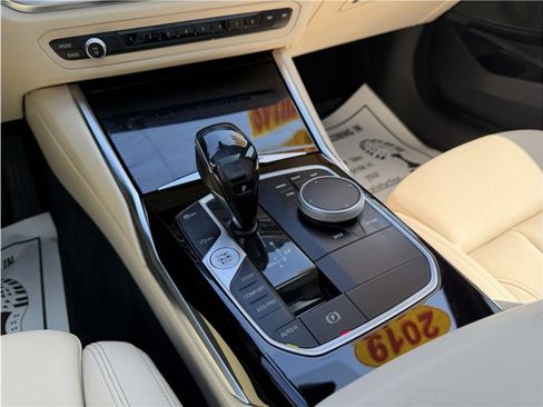 Used 2019 BMW 330i Sedan w/ Premium Package image 41
