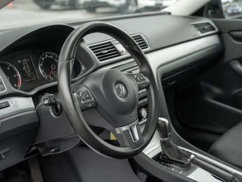 Used 2013 Volkswagen Passat TDI SE FWD image 14