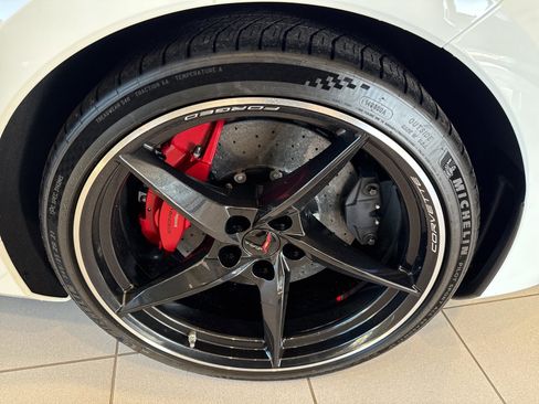 Used 2025 Chevrolet Corvette E-Ray image 9