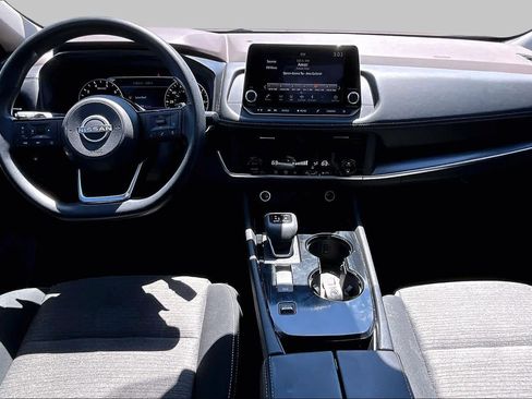 Certified 2023 Nissan Rogue SV FWD image 16