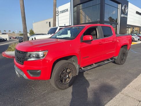Used 2017 Chevrolet Colorado LT RWD image 2