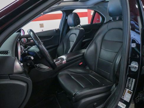 Used 2017 Mercedes-Benz C 300 4MATIC Sedan image 10