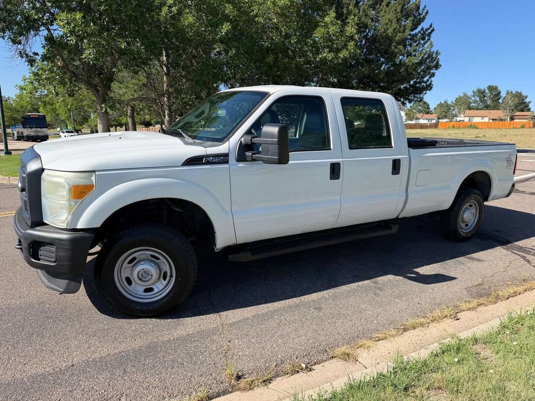 Used 2014 Ford F250 XL w/ Camper Package AWD/4WD image 3