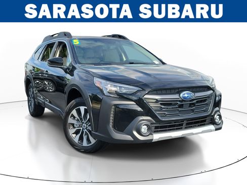 Certified 2025 Subaru Outback Limited AWD/4WD image 1