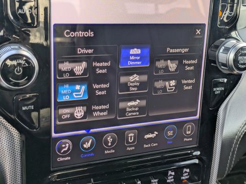 Used 2019 RAM 1500 Limited image 29