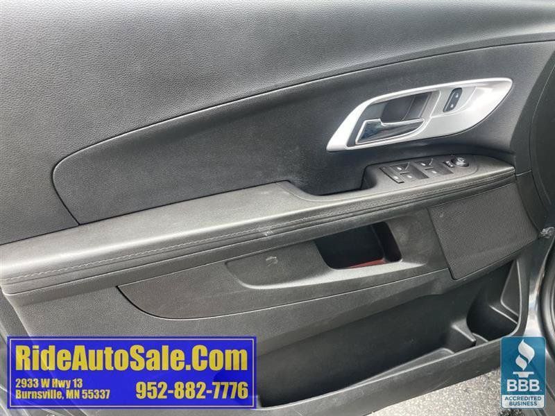 Used 2017 Chevrolet Equinox LT w/ Convenience Package AWD/4WD image 9
