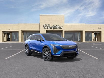 New 2025 Cadillac Optiq Luxury 1