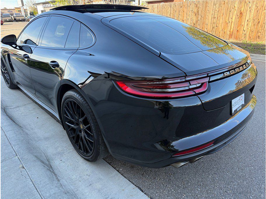 Used 2018 Porsche Panamera 4S AWD/4WD image 47